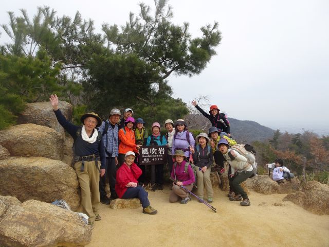 ���̎ʐ^���N���b�N����Ɗg�債�܂�